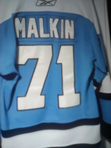 Evgeny Malkin Pittsburgh Penguins 2008 winter classic jersey - Picture 2 of 5