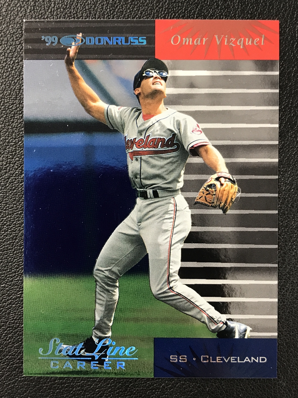 2001 Donruss #38 Omar Vizquel Cleveland Indians Retro Stat Line Career /196