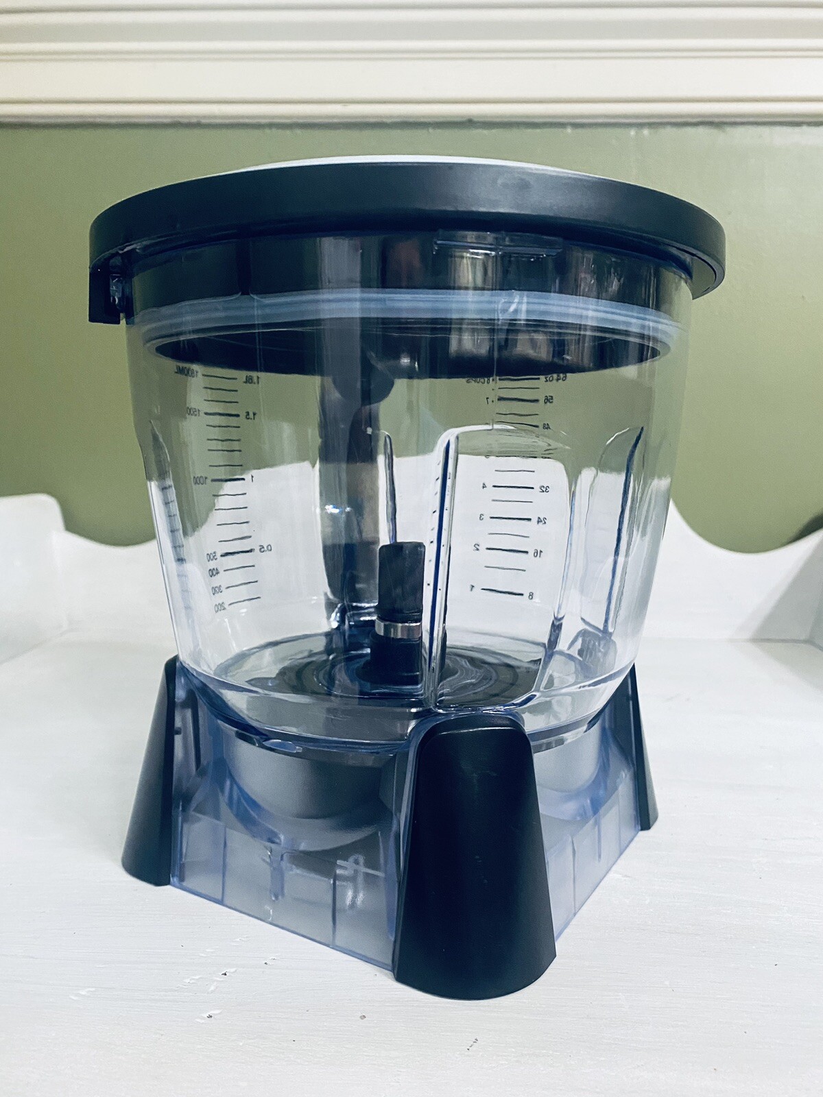 Ninja Auto IQ Blender 1500W BL680A 8 Cup 64 Oz. Food Processor Bowl