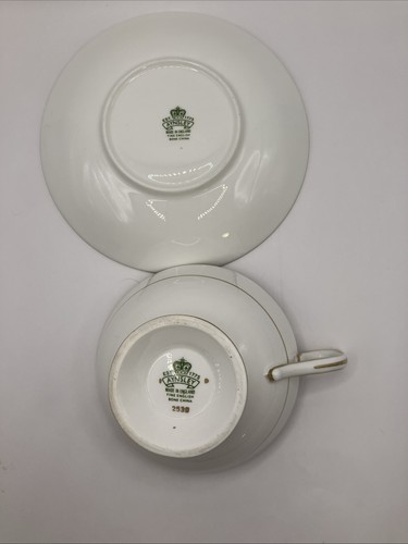 Aynsley England #2539 Green and Cream Gold Filigree Overlay Bone China Teacup & - Picture 4 of 7