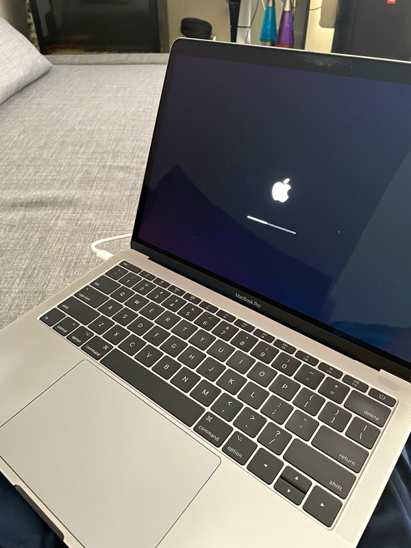 2017 Apple MacBook Pro 13 in Silver