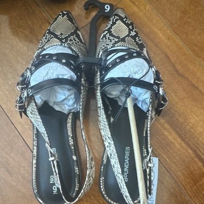 No Boundaries Women's Strappy Studded Animal Print Ankle Strap Sandals 9