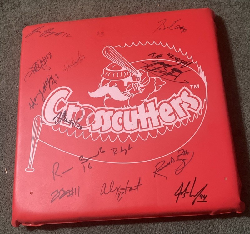 Vintage Williamsport Crosscutters Minor League Seat Cushion  Auto Rare HTF