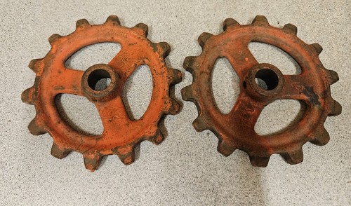 2 Vintage Allis Chalmers Planter Sprockets,14 Tooth, 70 Series AC Part?