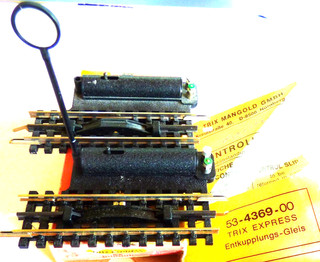 Trix Express H0 4369 2 Uncoupling Tracks