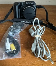 Olympus SP-500 UZ 6.0MP Ultra 10x Optical Zoom Digital Camera w/6.3-63mm ED Lens