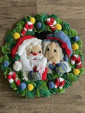 Vintage Bucilla SANTA MRS CLAUS Felt Sequins Handmade Hanging Wreath 83677