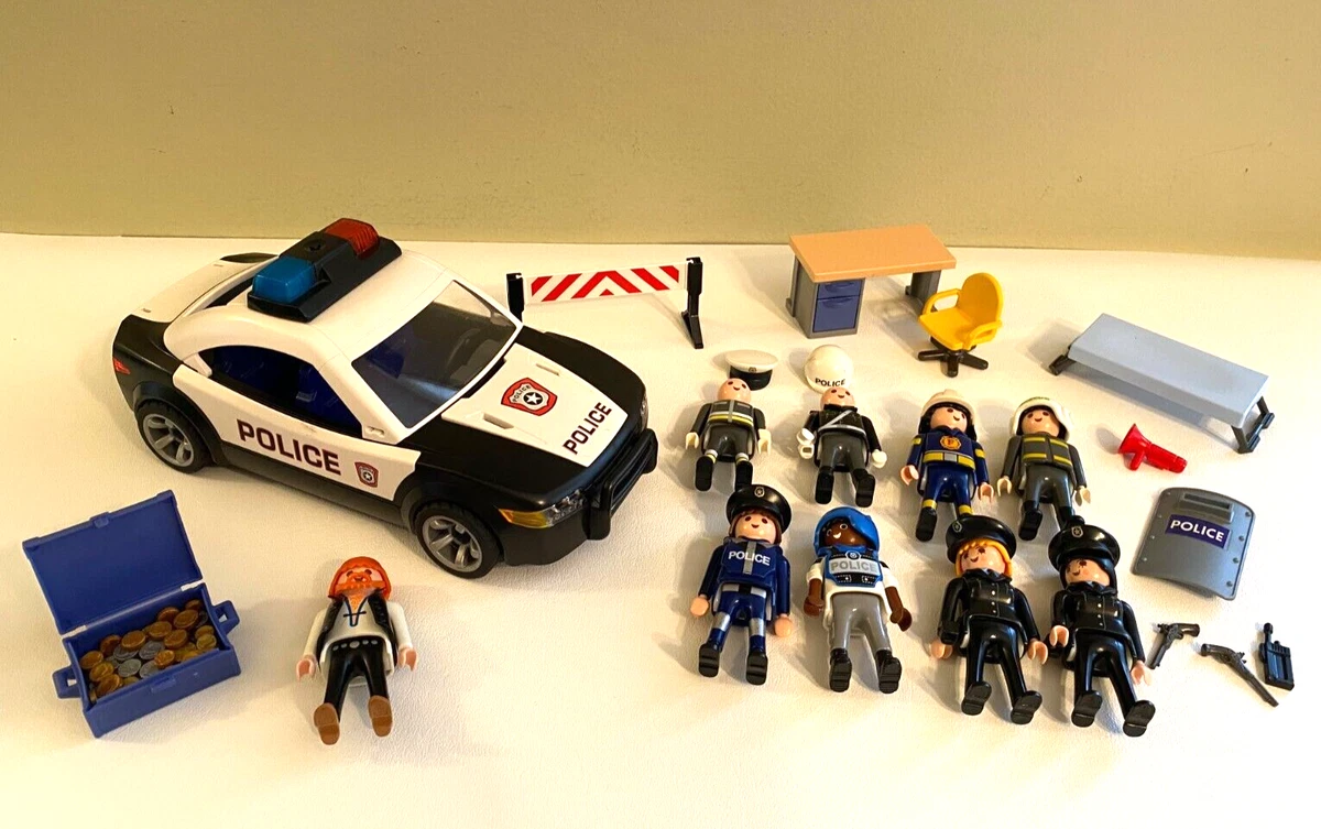 Playmobil City Action 5673 POLICE CRUISER Car Figures COP
