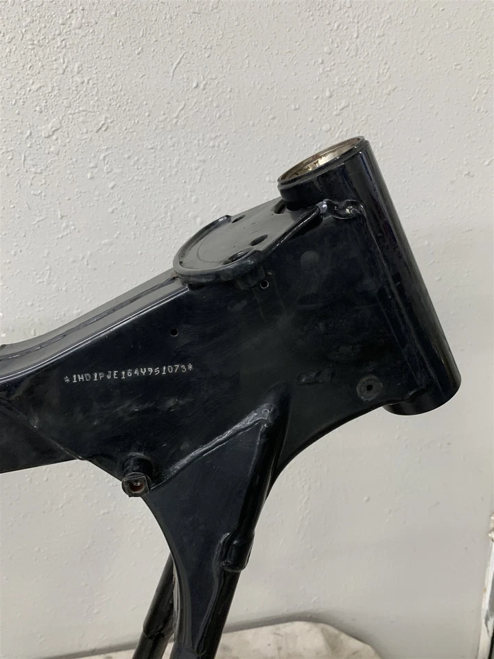 Harley-Davidson CVO 2004 Electra Glide cuadro chasis recto Foto 4 de 4