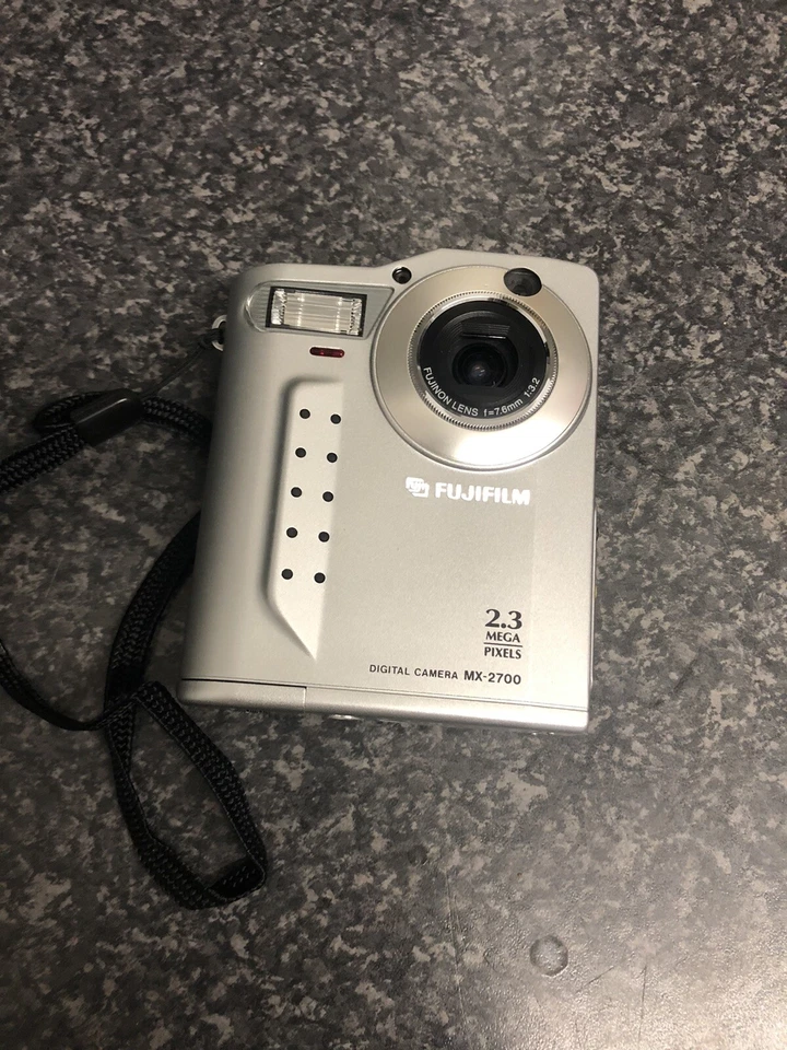 Fujifilm MX-2700 Zoom 2.3MP Compact Digital Camera Silver Tested NO BATTERY B3, photo 2 of 5