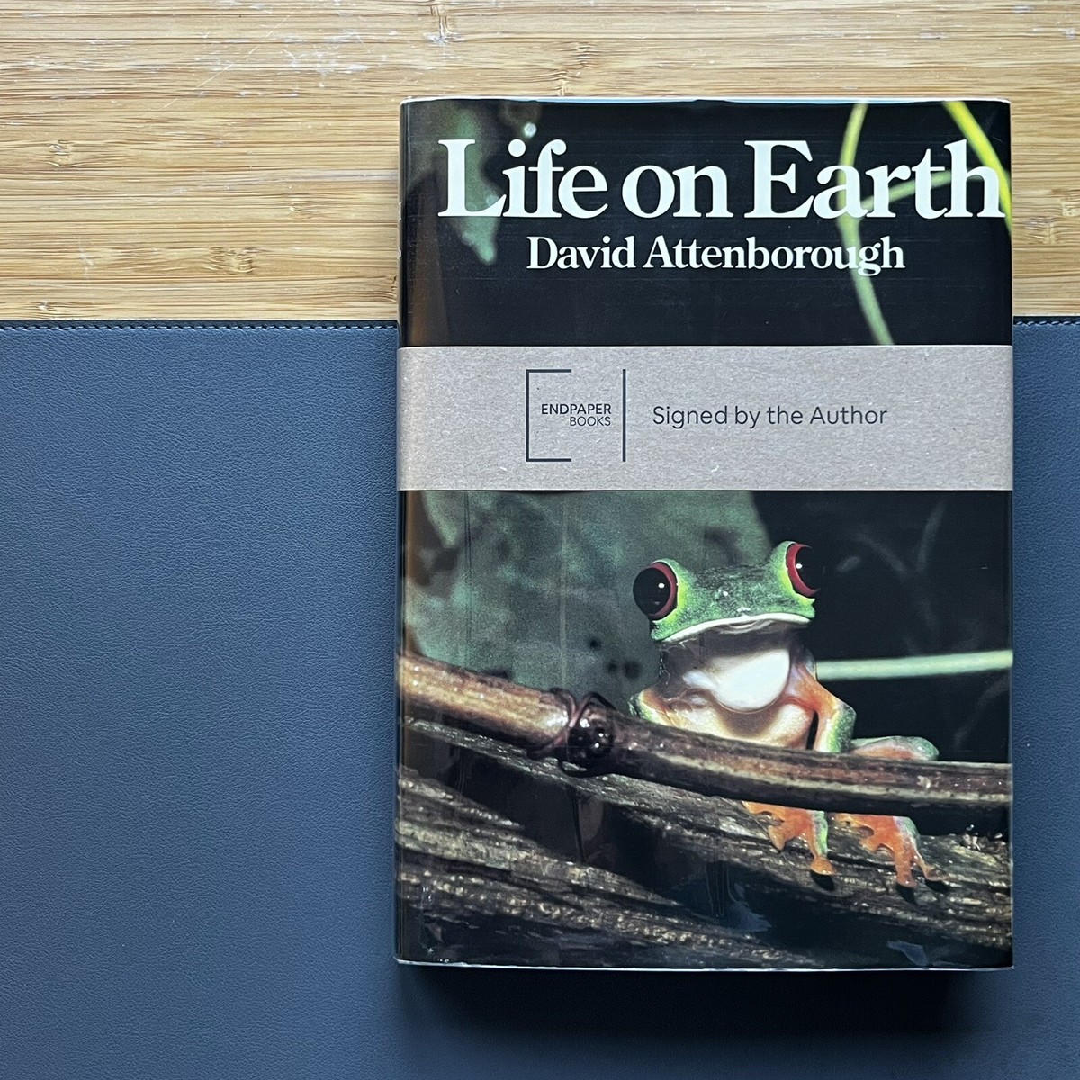 Life on Earth | Signed by Sir David Attenborough | 1/4 (UK) | 1979