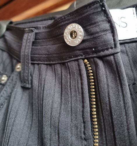 VINTAGE DOLCE&GABBANA BLACK POLYAMIDE/SPANDEX JEANS STYLE PANTS SIZE 14 - Picture 4 of 15