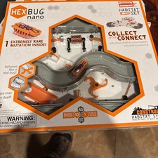 HexBug NANO Habitat Hex Cell/Track and 2 Hexbugs Needing Batteries Nice Set 