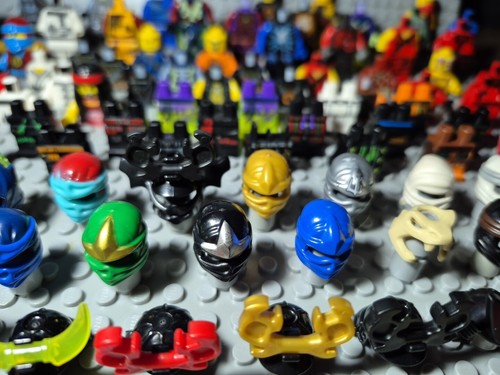 Lego Ninjago Minifigure 270 + Lot Helmets Hats Scarfs Incomplete Parts Pieces - Picture 24 of 24