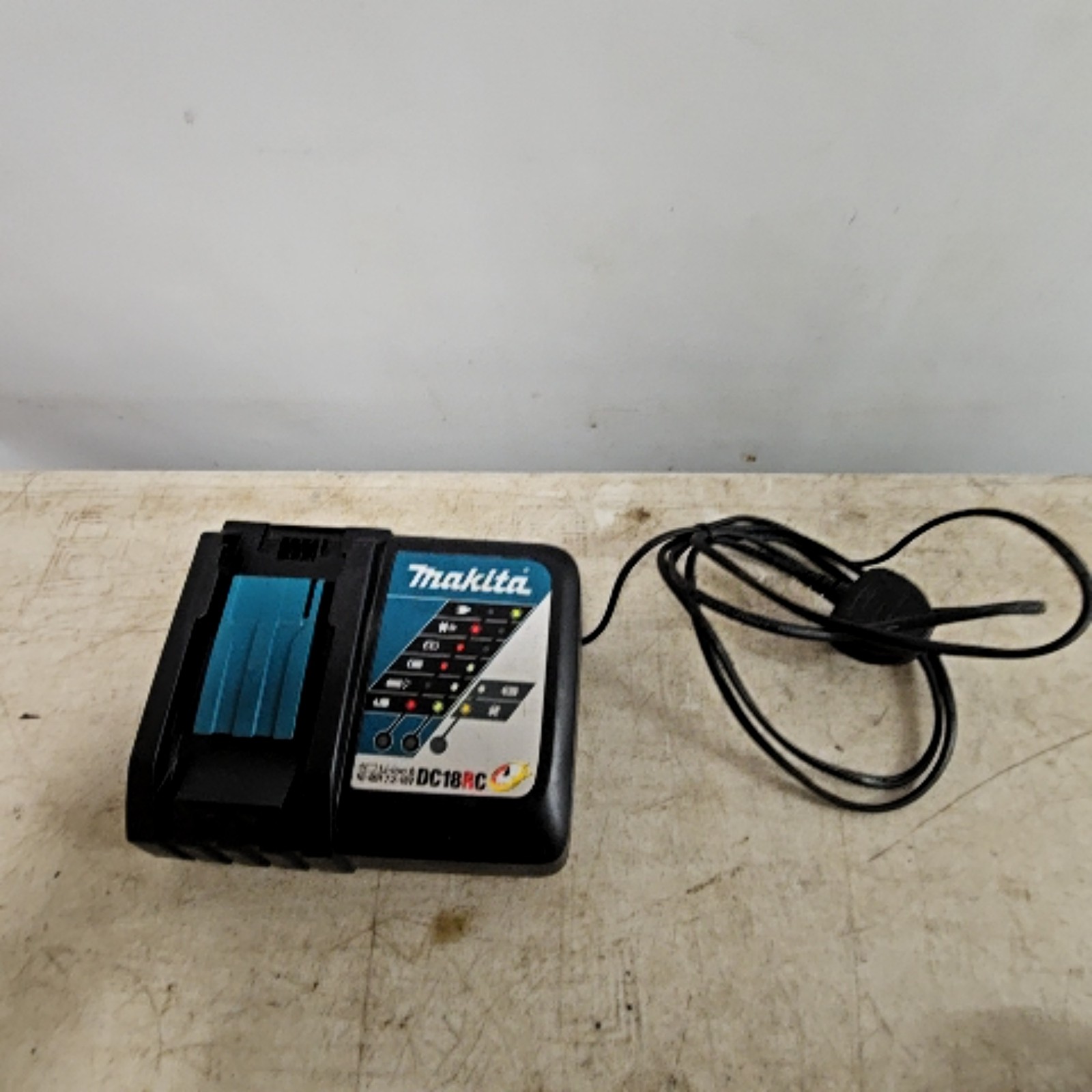 Makita DC18RC Battery Charger for 7.2-18V Li-ion Ni-MH Batte