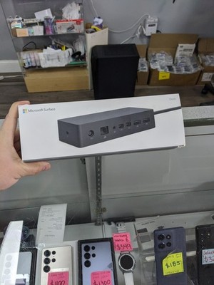 Microsoft PF3-00005 Surface Docking Station for Pro3, Pro4