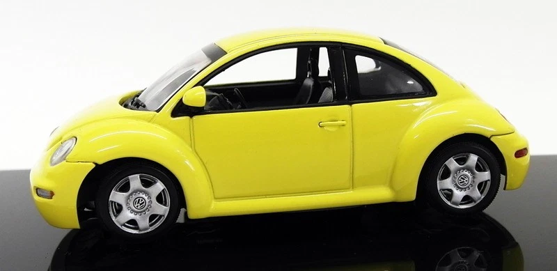 Coche modelo Autoart escala 1/43 59733 - VW nuevo escarabajo - amarillo Foto 3 de 4