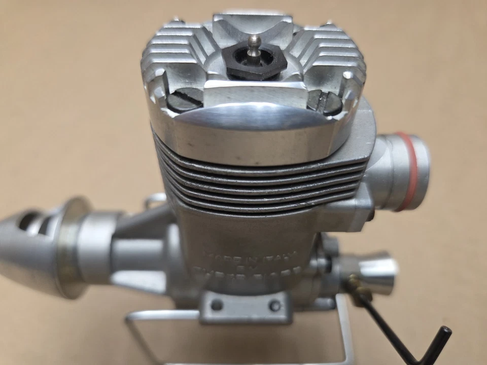 Nuevo Super Tiger Serie .29 - X Entrada Trasera, Escape Trasero Foto 3 de 4