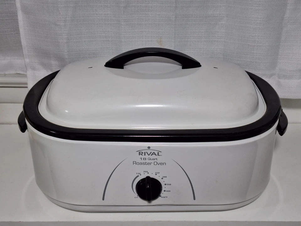 Rival 18 Quart Roaster Oven Cooks Up To 18 Pound Turkey & Section Banquet Server - Image 2 of 4