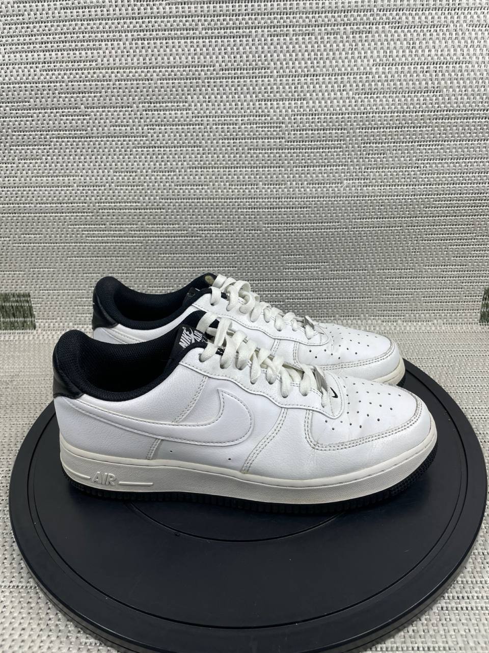 Nike Shoes Mens Size 10 Air Force 1 '07 LV8 White Black Leather Athletic Sneaker