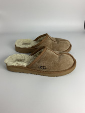 UGG Slip-On Size 3