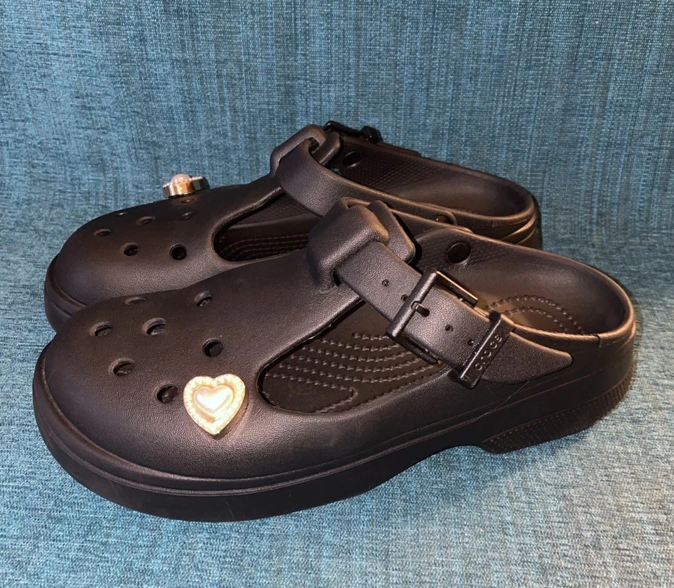 CROCS ~ CLASSIC MARY JANE CLOGS ~  BLACK #210581 ~ SIZE: MEN  5 ~ WOMEN 7 - Image 2 of 4