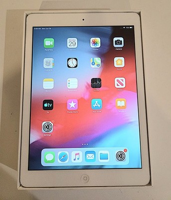 Apple iPad Air A1474 16 GB, Wi-Fi + 4G, 9.7 in - Silver Very Good Condition