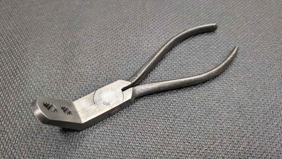 Rare Unusual Vintage Angled Nose Gas Pliers by Tool Centre London 7"