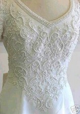 Used FOREVER YOURS Bridal Wedding Dress Size 6 ORIGINALY 1799.99