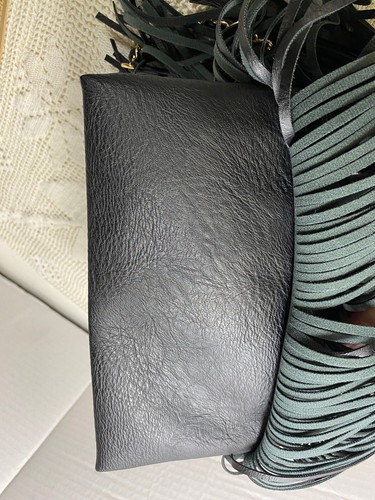 Bohemia Hippie veganes Kunstleder schwarze Tasche 2 Reihen Quasten 10"" hohe Umhängetasche F45 - Bild 7 von 12