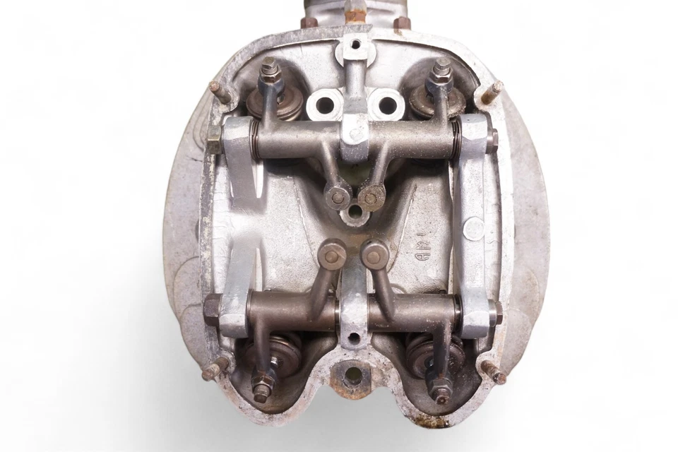 1964 BSA A65R A65 R Rocket A65C A50 500 Royal Star *2519A Cabeza Carb Válvula Cubierta Foto 4 de 4