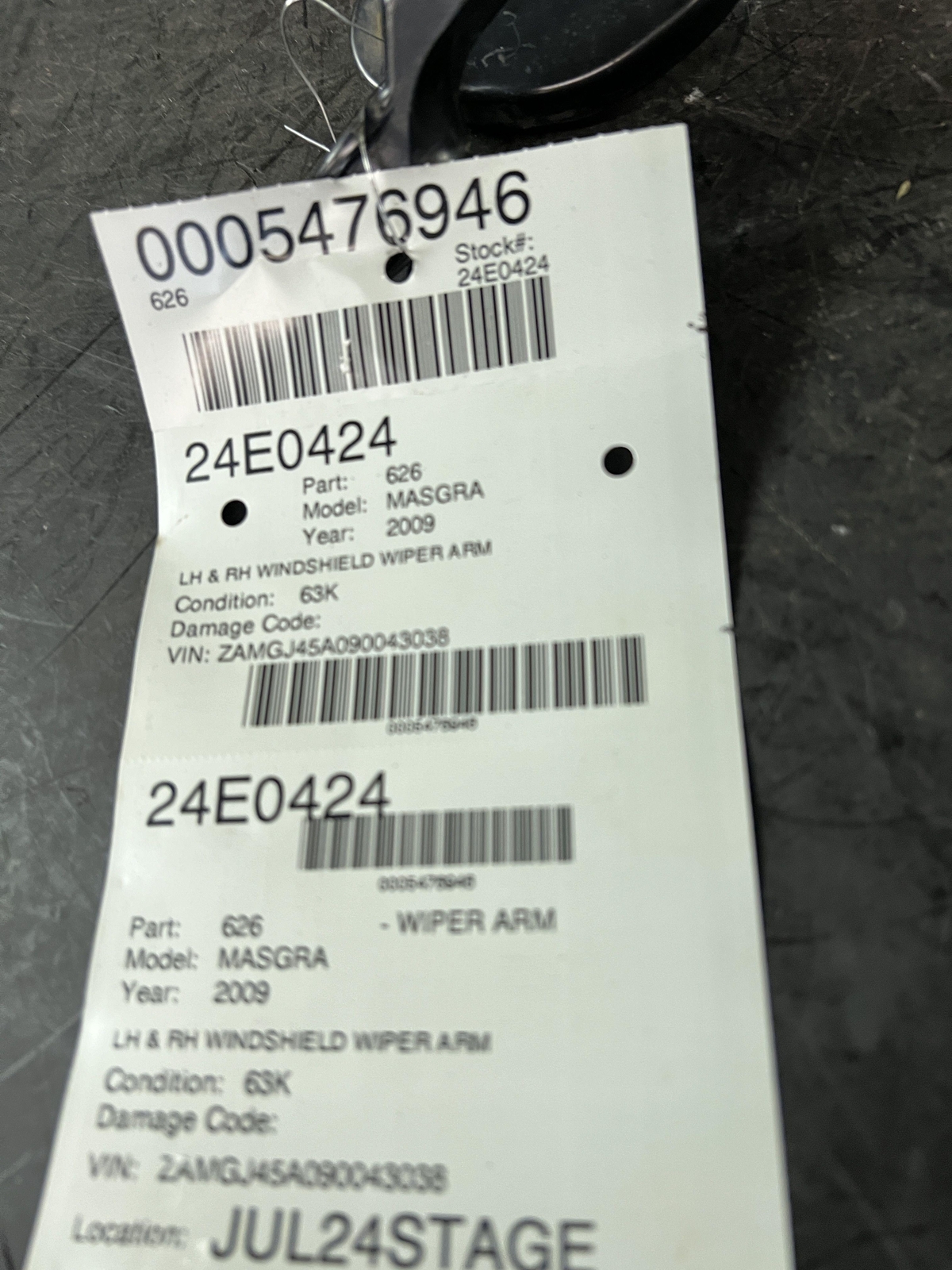 08-12 MASERATI GRANTURISMO LEFT & RIGHT SIDE WIPER ARMS