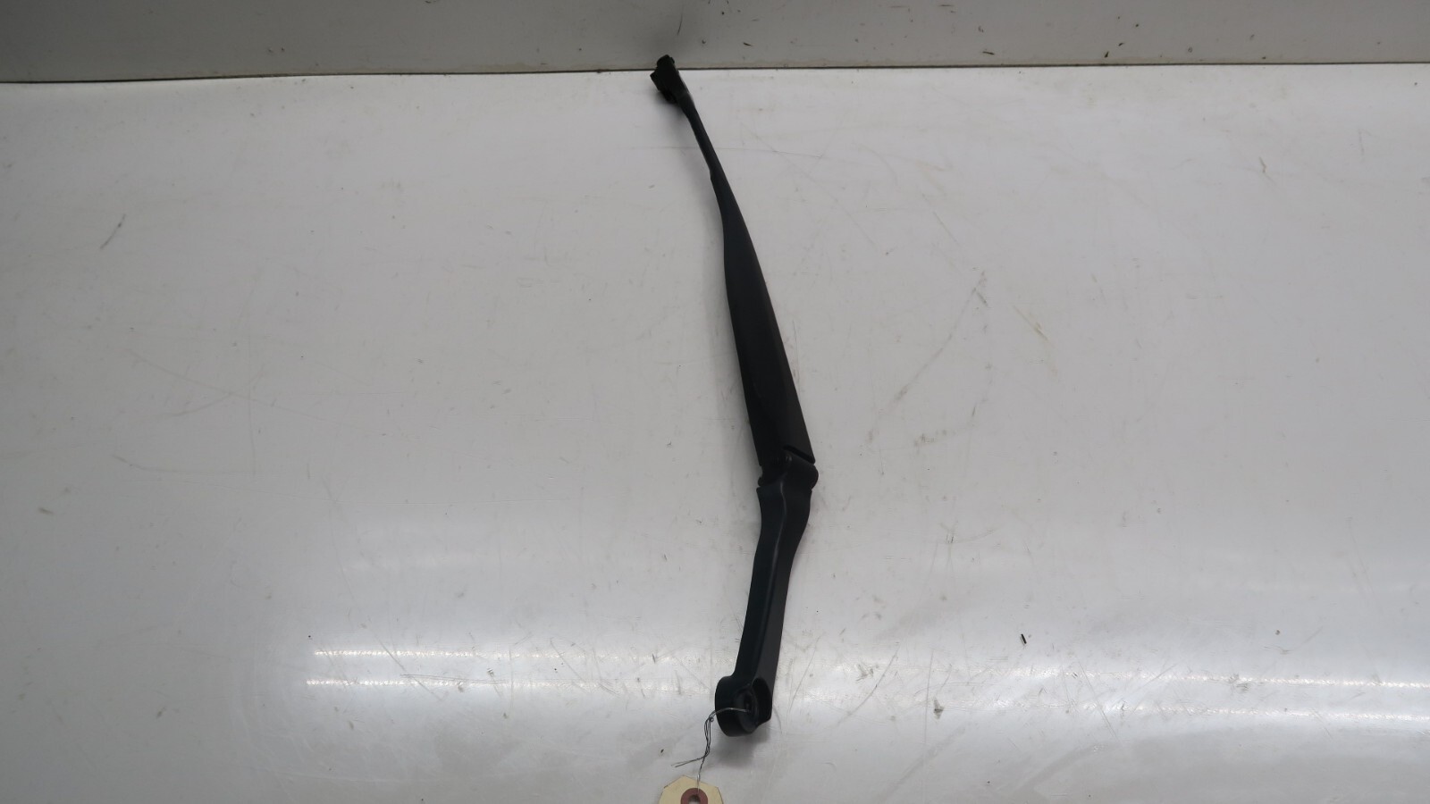 Maserati Ghibli 2014-2019 Front Left Wiper arm P/N 670007582