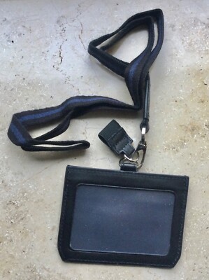 EPHEMERA! PINEIDER Umhänge Etui für Tagespass, hochwertiges Leder, schwarz