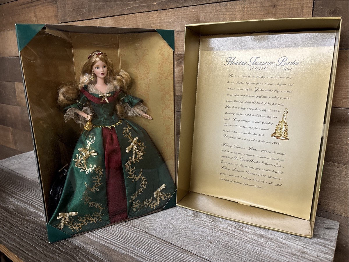 Vintage Holiday Treasures Collector Club Barbie Doll 2000 Mattel