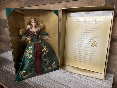 Vintage Holiday Treasures Collector Club Barbie Doll 2000 Mattel