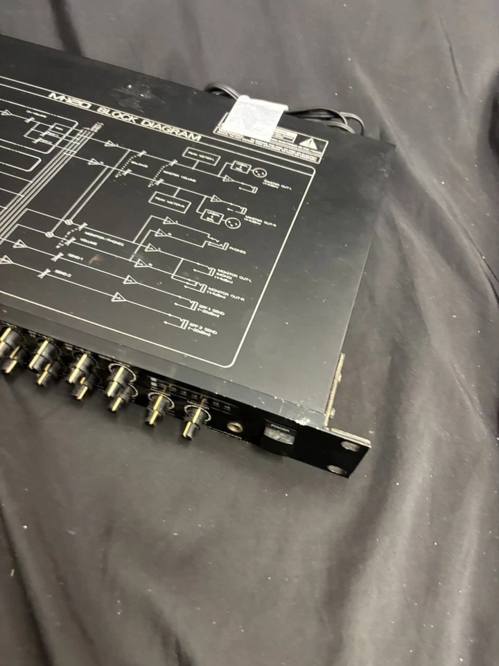 Roland M-120 Tested Stereo Line Mixer 12-Channel Rack Mount Audio Mixing Unit - Image 3 of 4