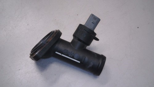 Kühlmittelflansch Flansch 03L121121A VW Passat Variant 2.0 TDI DPF Bj 2007