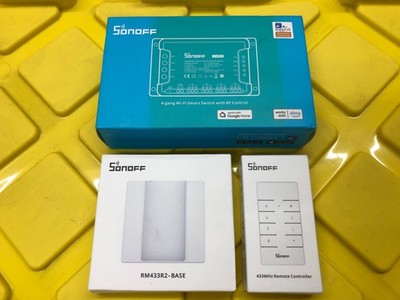 Sonoff 4CH PRO R3 4 Way Wi-Fi App SmartSwitch + 433MHZ RF Remote + Remote Holder
