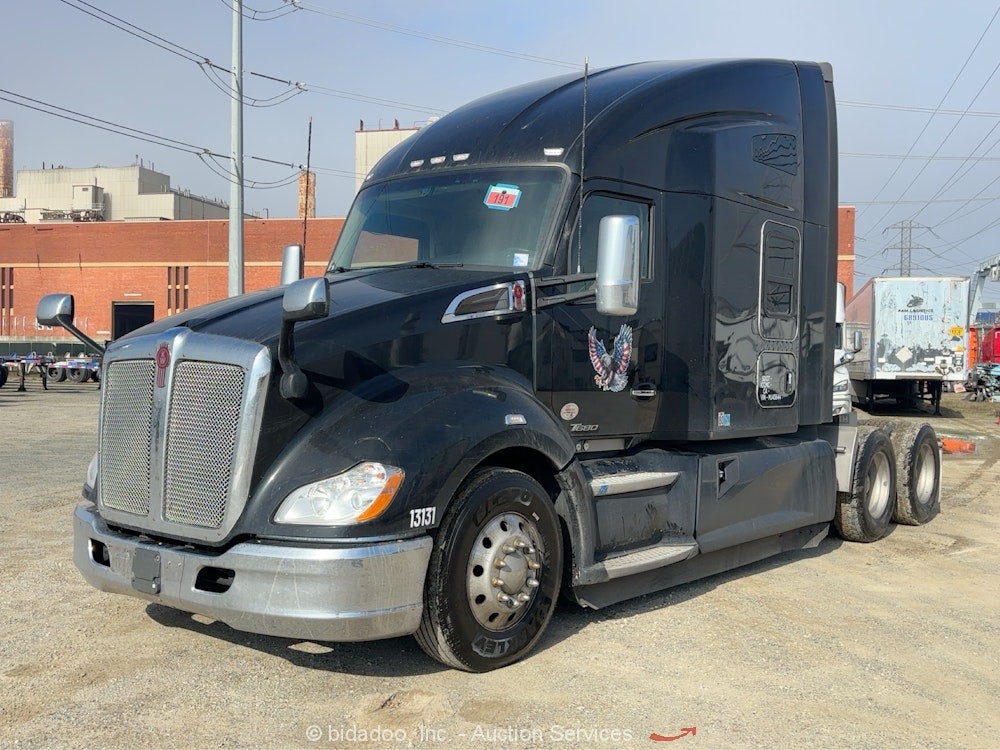 2021 Kenworth T680 T/A Sleeper Cab Semi Truck Tractor Cummins X15 A/T bidadoo