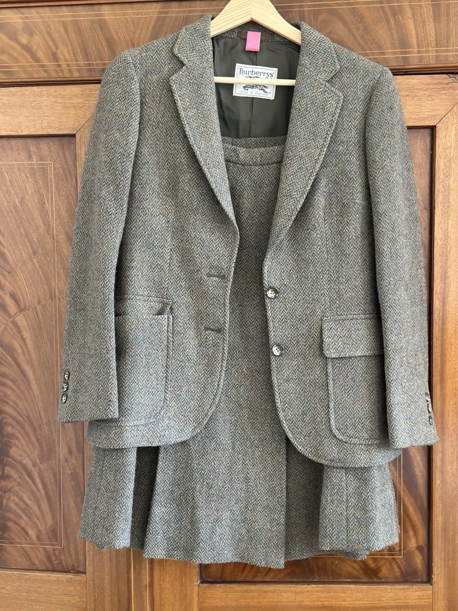 Disfraz vintage, Burberry, tweed irlandés, falda plisada, blazer, lana