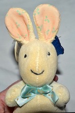 2006 Pat The Bunny Plush 8.5  CELEBRITY APPLAUSE Pastel Yellow READ DESCRIPTION