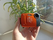   RARE Orange Waterproof Fujifilm Finepix XP20 14.2MP camera  WORKing FULL Set