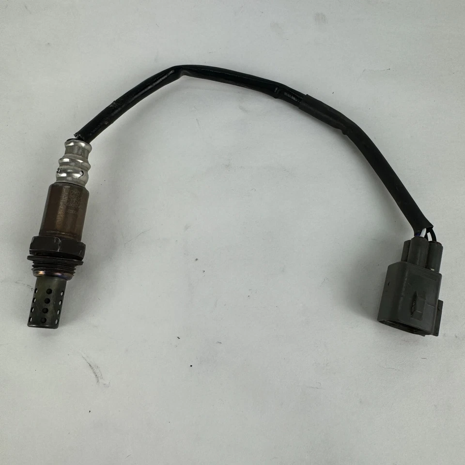 Sensor inferior OEM 89465-06070 / 89465-33260 para Toyota Camry 2002-2006 1MZ V6 Foto 2 de 4