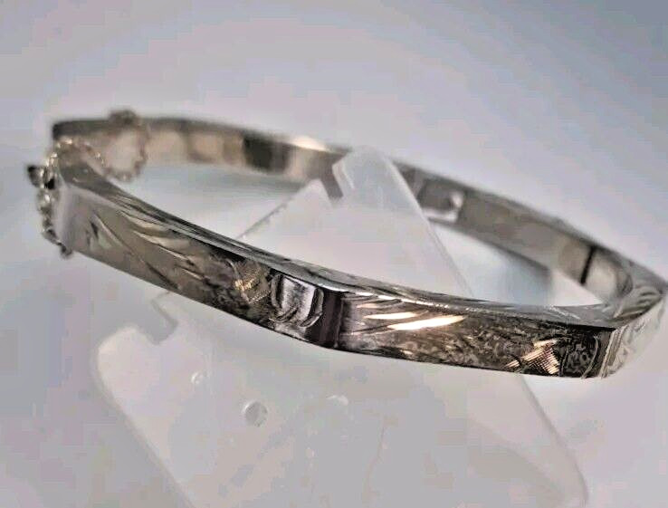 Angles Sterling Silver Bangle Bracelet Medium Siz… - image 1