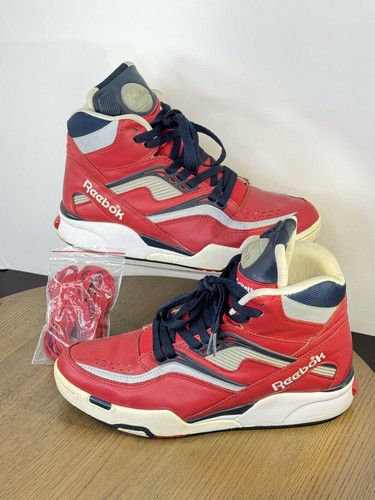 Size 8 - Reebok Twilight Zone Pump Red Navy