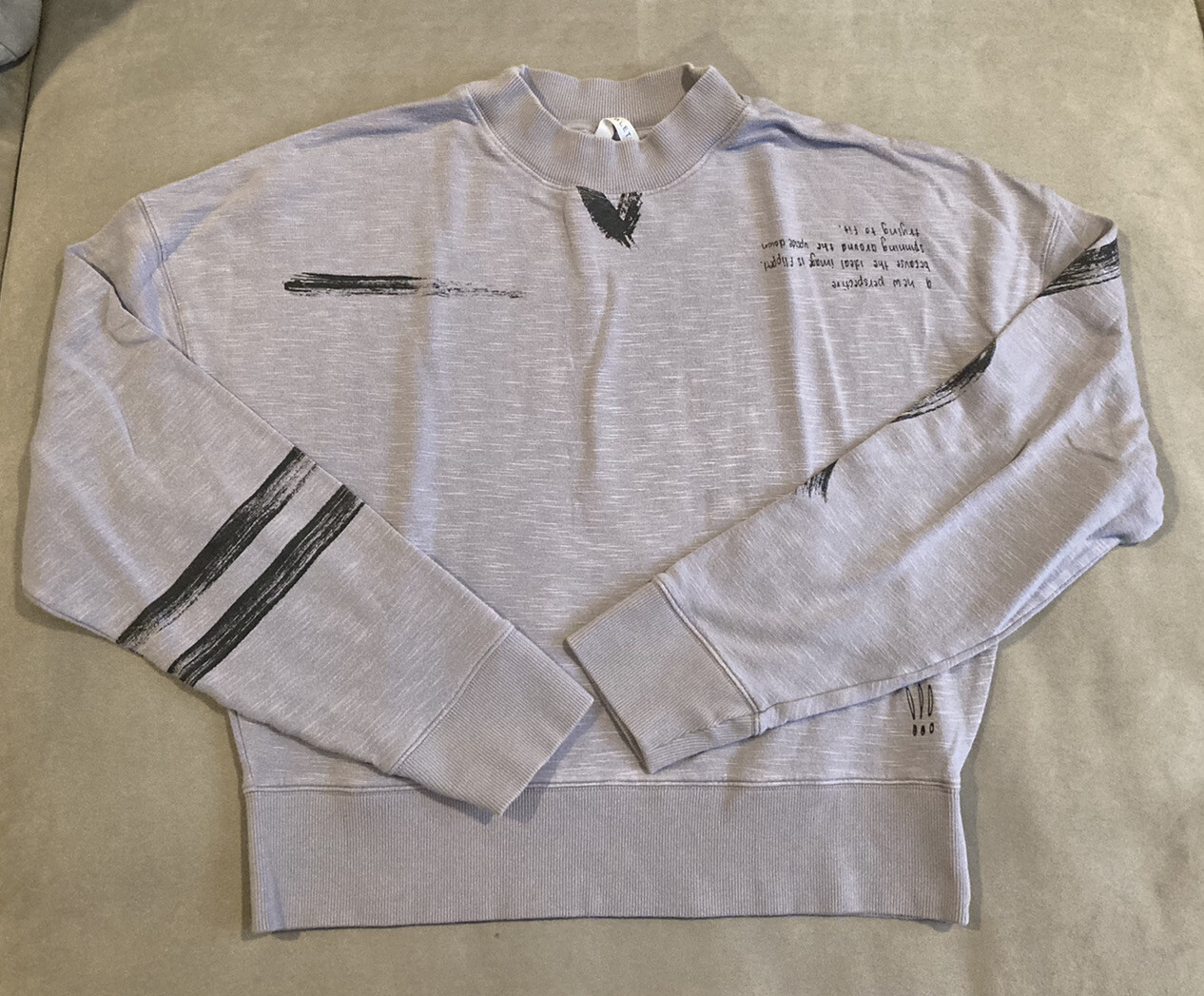 Beautiful - Fabletics - Pullover Printed Sweatshi… - image 1