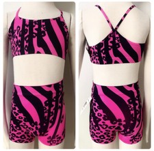 NWT Motionwear 2 piece child or adult OSFA seamless sports bra top shorts