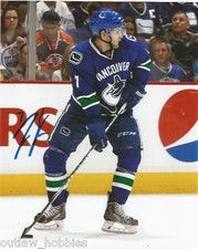 Vancouver Canucks Linden Vey Autographed Signed 8x10 Photo COA 