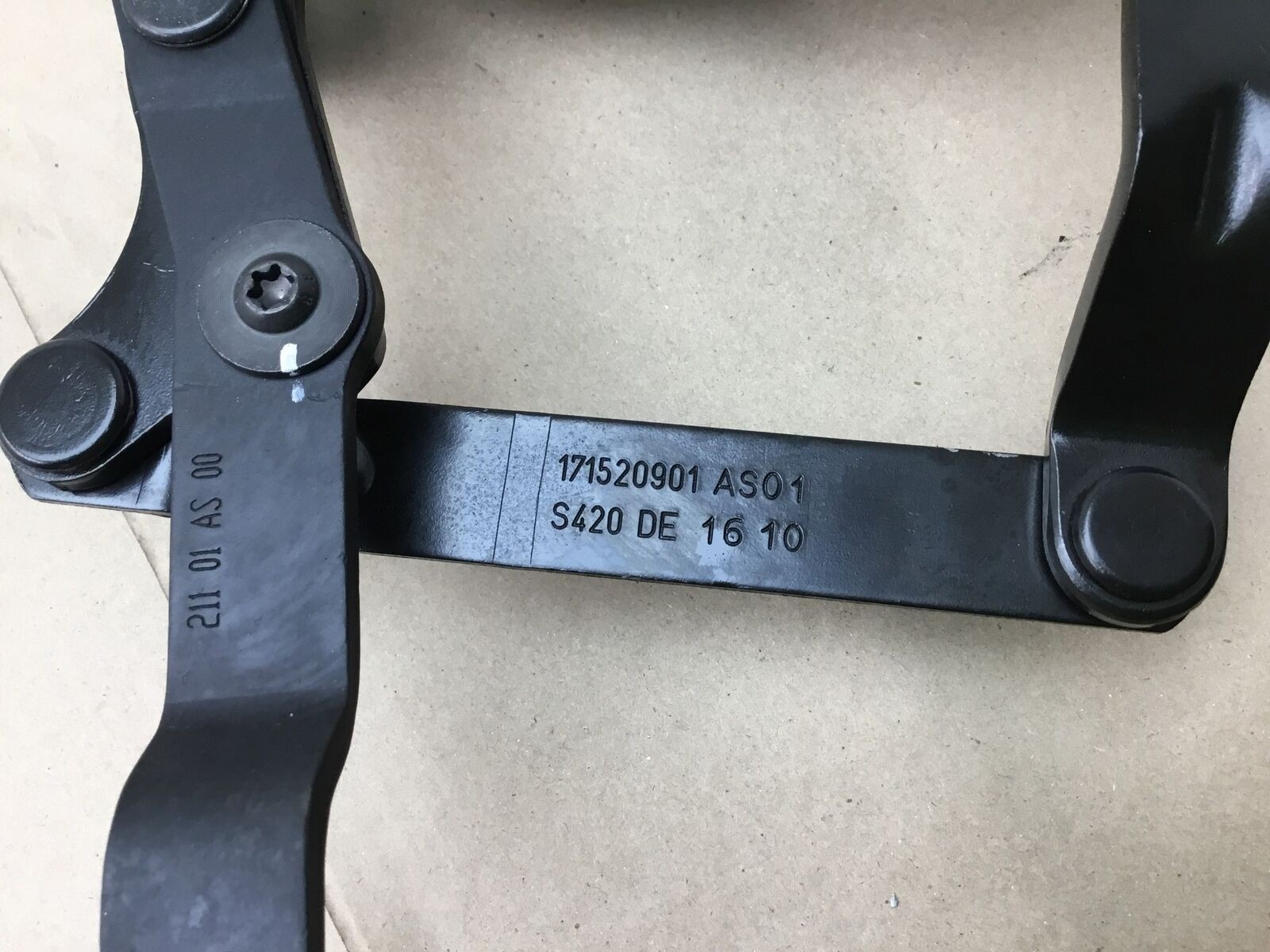 Audi R8 2011 Convertible Left Driver Roof Hinge W/ Strut 08-12 :A